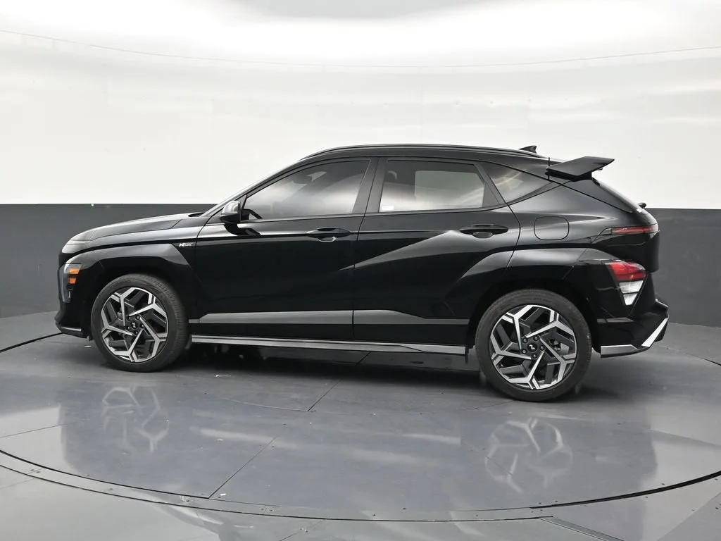 2024 Hyundai Kona N Line photo 2