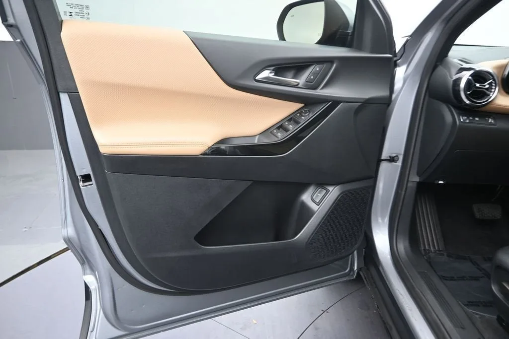 2026 Chevrolet Equinox ACTIV photo 11