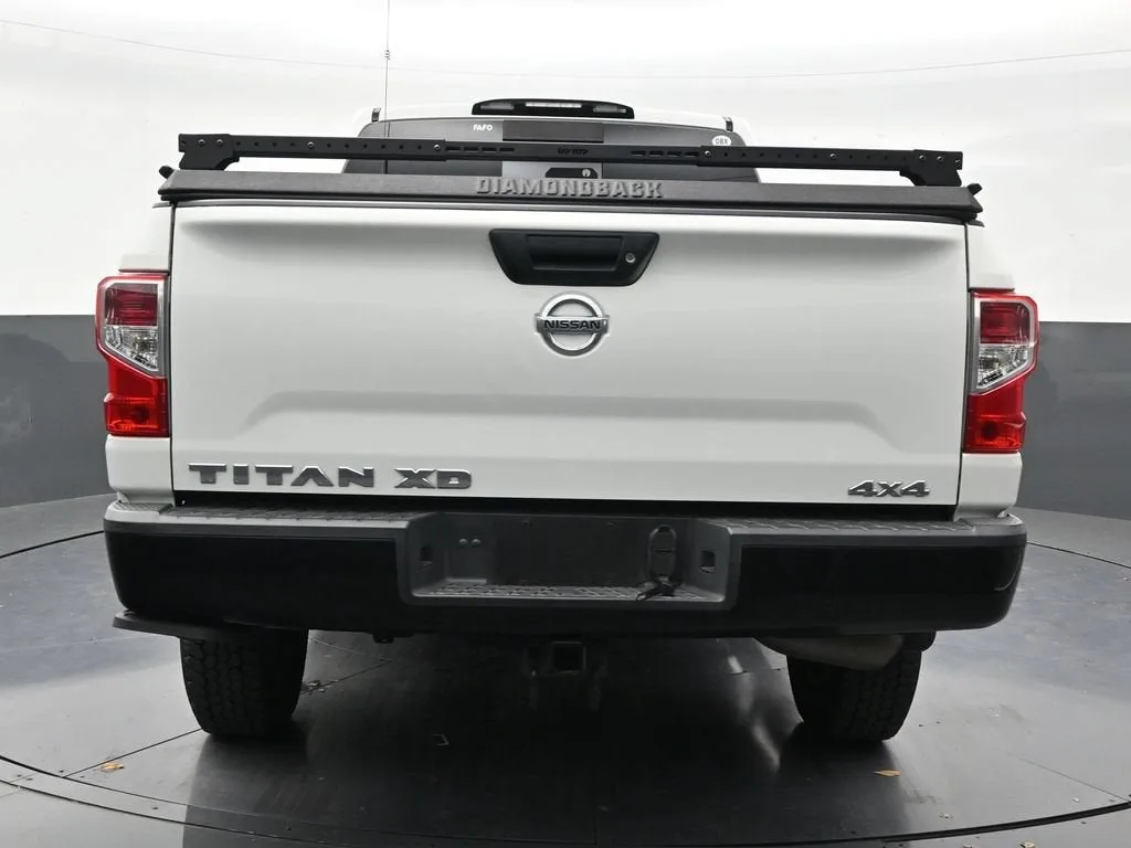 2017 Nissan TITAN XD S Diesel photo 4