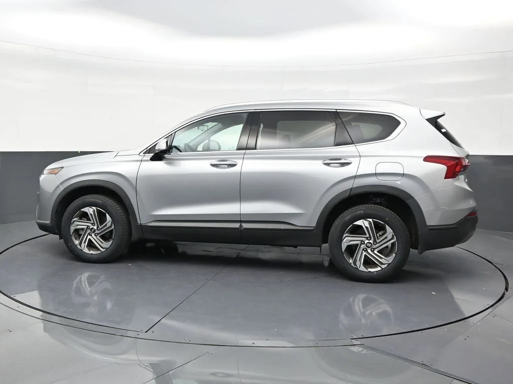 2023 Hyundai Santa Fe SEL photo 2