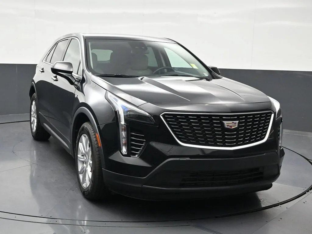 2023 Cadillac XT4 Luxury photo 8