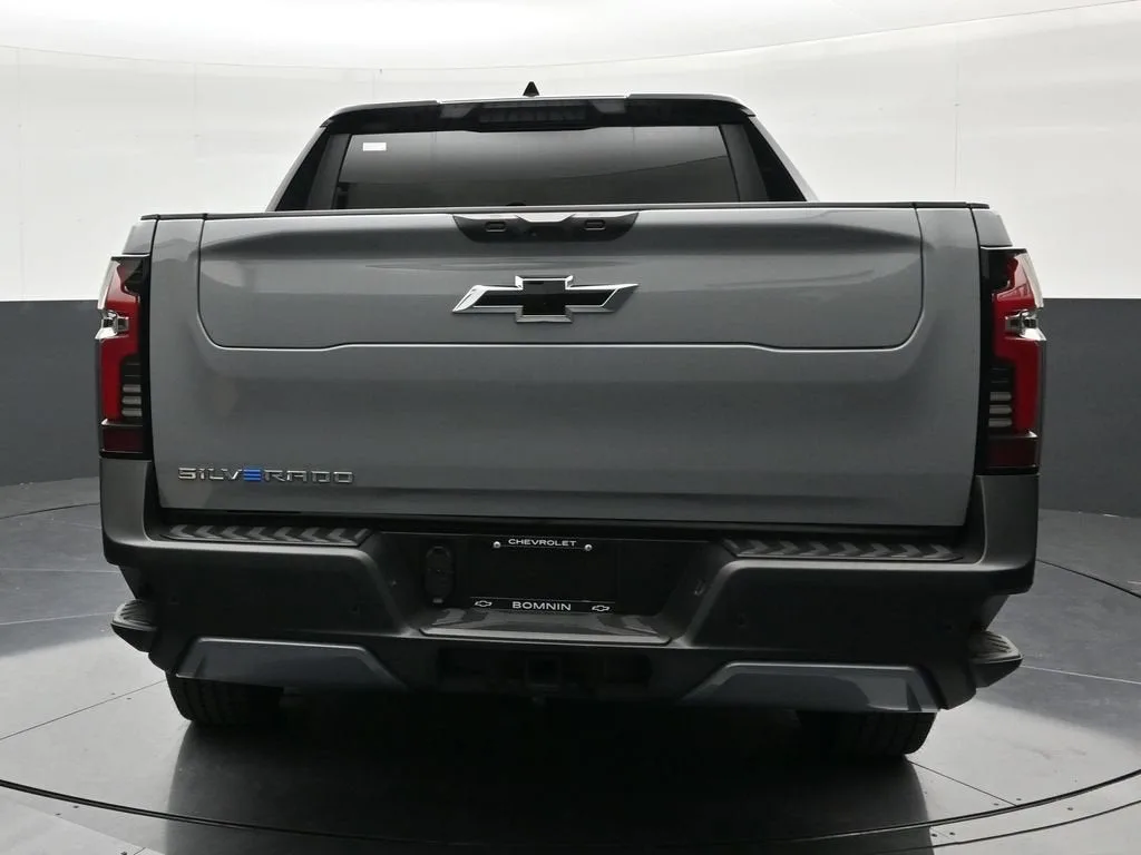 2026 Chevrolet Silverado EV LT - Extended Range photo 4