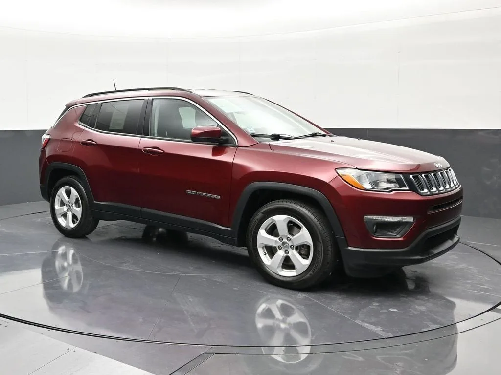 2021 Jeep Compass Latitude FWD photo 7