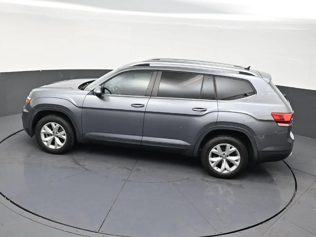 2018 Volkswagen Atlas 2.0T SE photo 12
