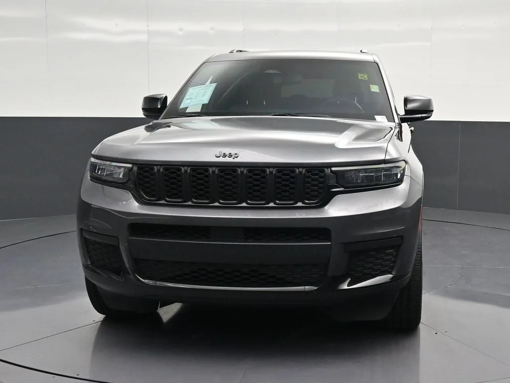 2023 Jeep Grand Cherokee L Altitude photo 6