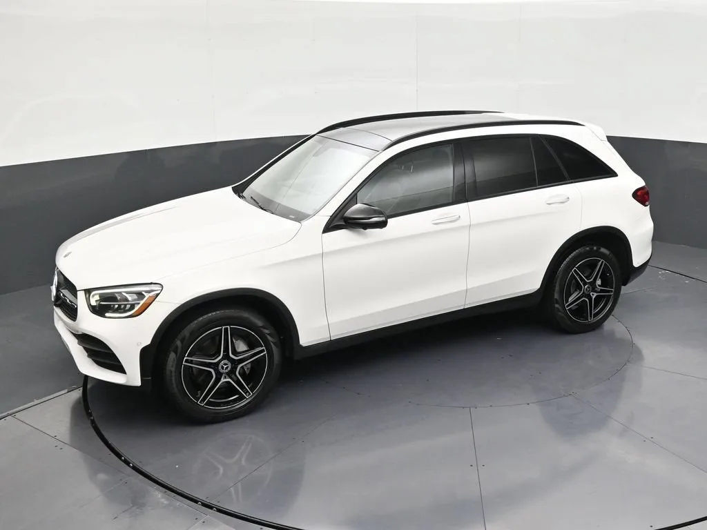 2021 Mercedes-Benz GLC 300 SUV photo 12