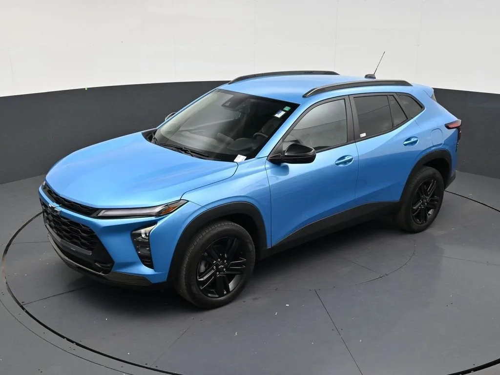 2025 Chevrolet Trax ACTIV photo 12