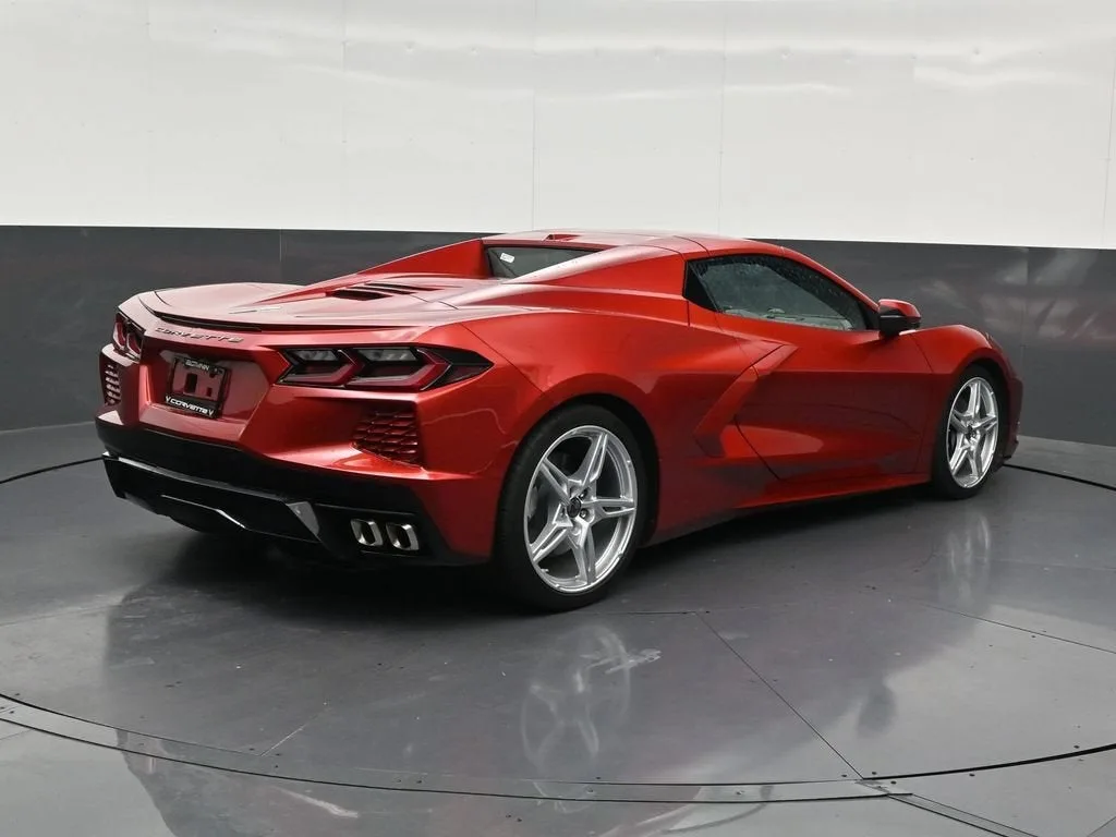 2023 Chevrolet Corvette Stingray 2LT photo 5