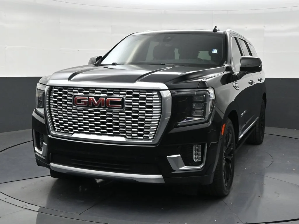 2021 GMC Yukon Denali photo 8