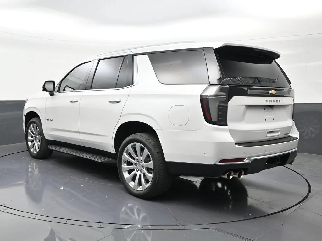 2025 Chevrolet Tahoe Premier photo 3
