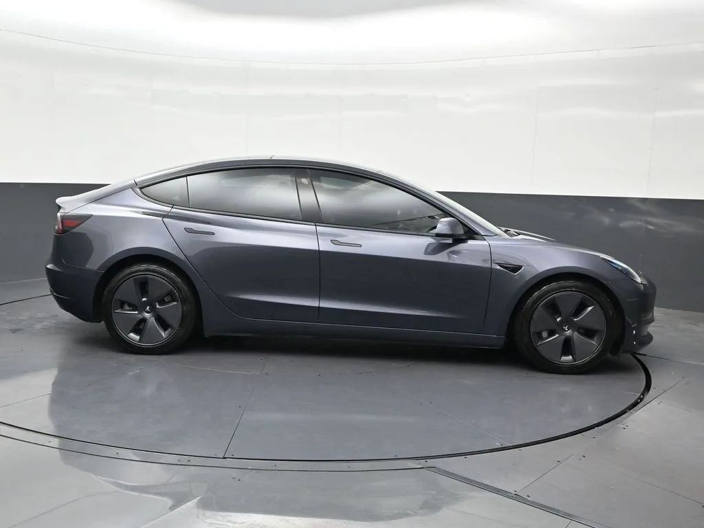 2023 Tesla Model 3 Long Range photo 6