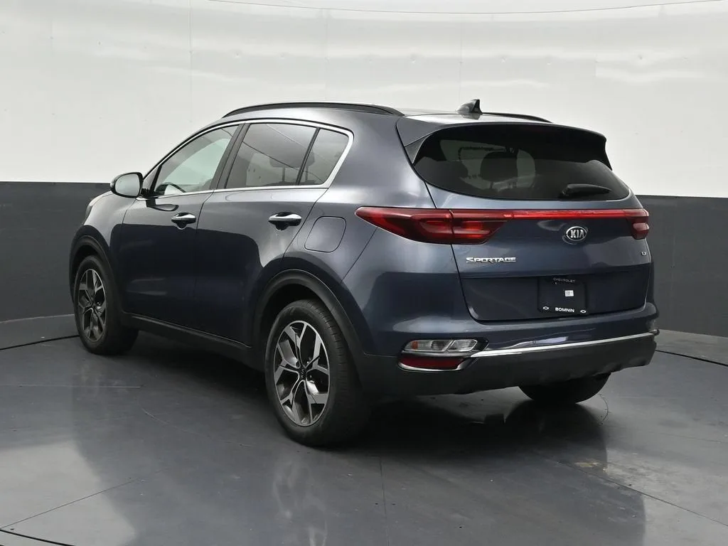 2020 Kia Sportage EX photo 3