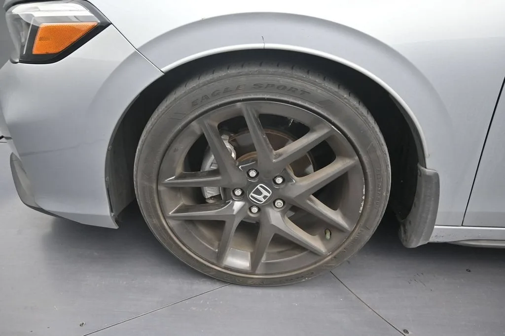2025 Honda Civic Sedan Sport photo 9