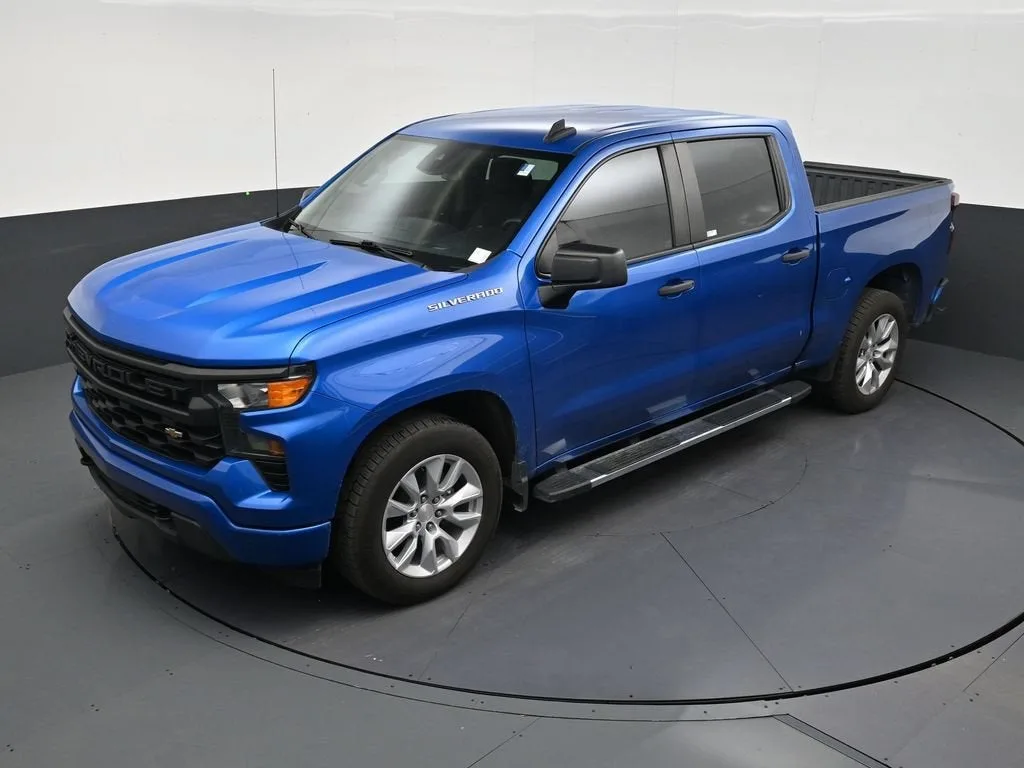 2022 Chevrolet Silverado 1500 Custom photo 12