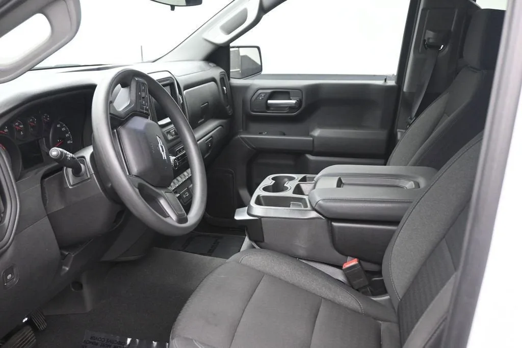 2024 Chevrolet Silverado 1500 Custom Trail Boss photo 11