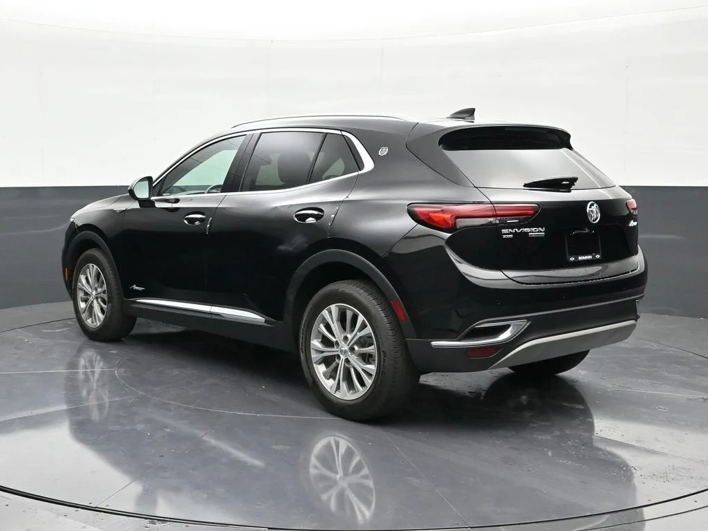 2023 Buick Envision Preferred photo 3