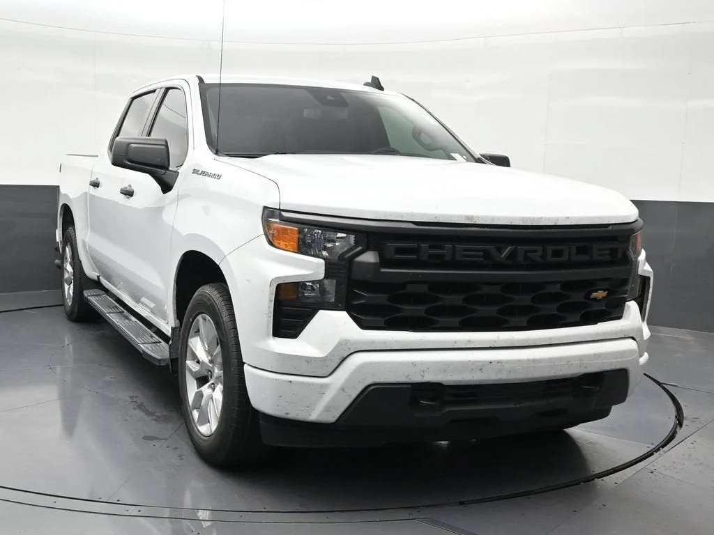 2022 Chevrolet Silverado 1500 Custom photo 8