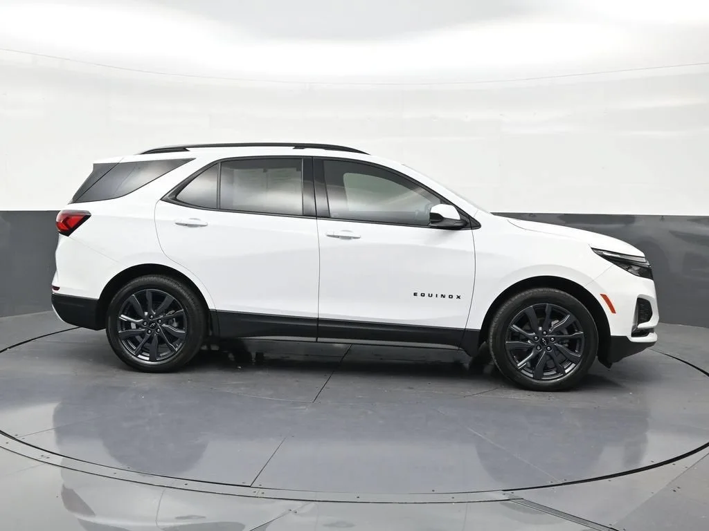 2024 Chevrolet Equinox RS photo 6