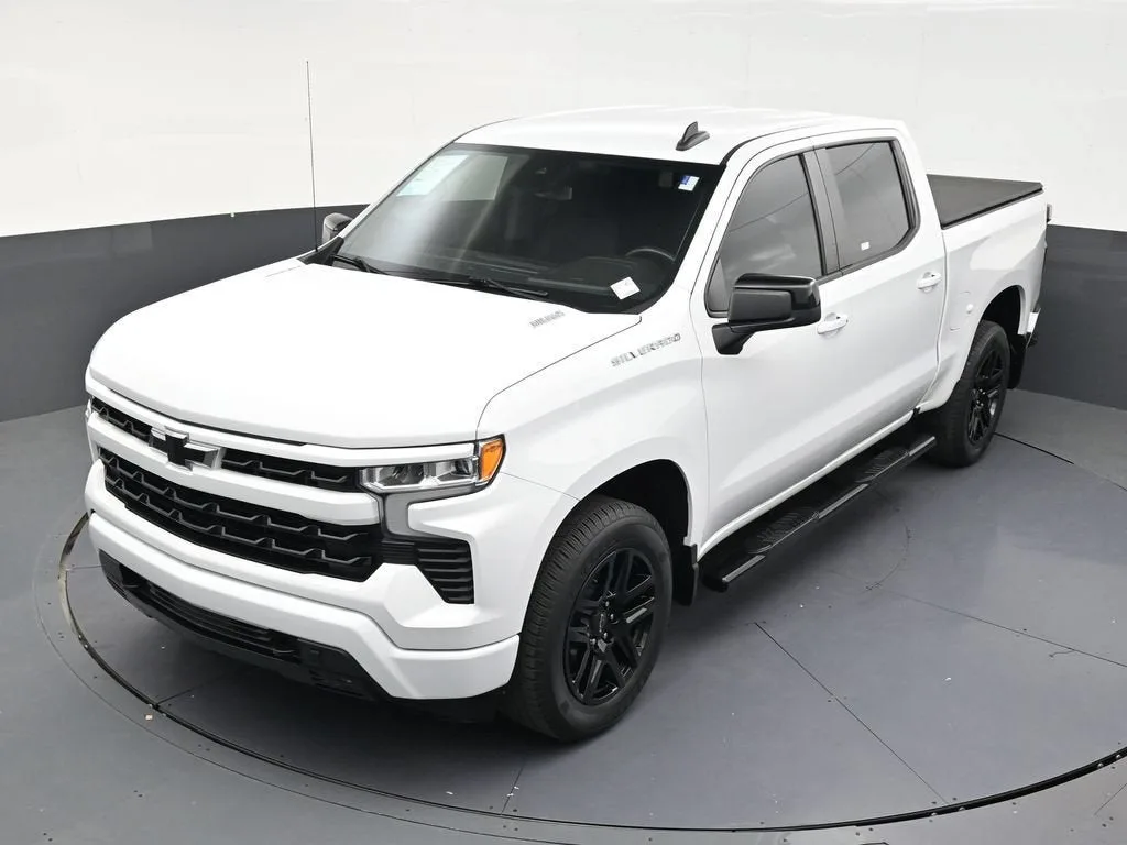 2022 Chevrolet Silverado 1500 RST photo 12