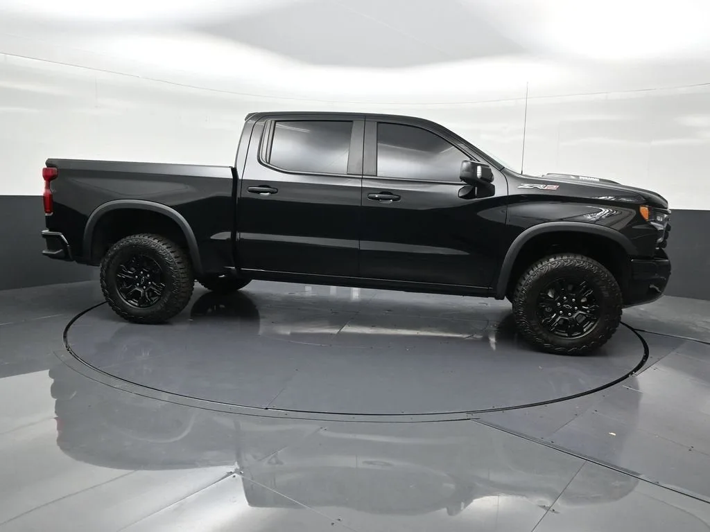 2025 Chevrolet Silverado 1500 ZR2 photo 7
