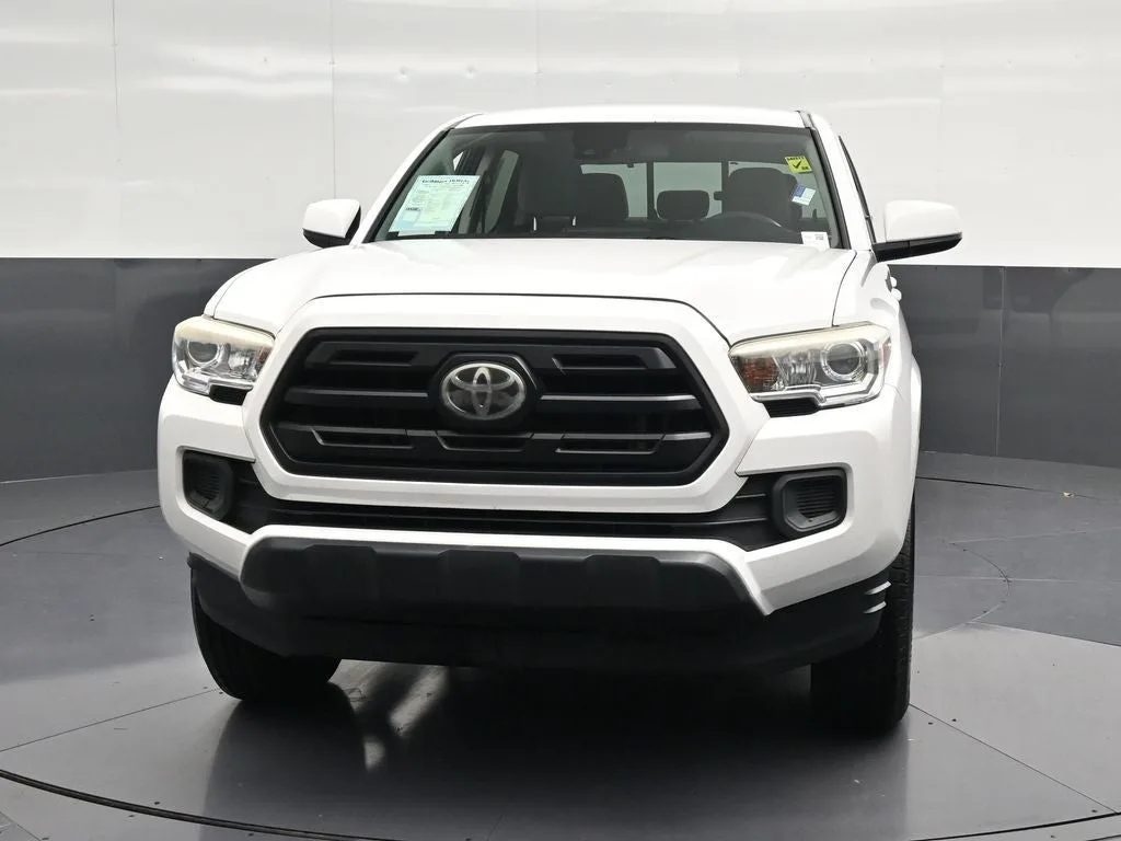 2019 Toyota Tacoma SR photo 6