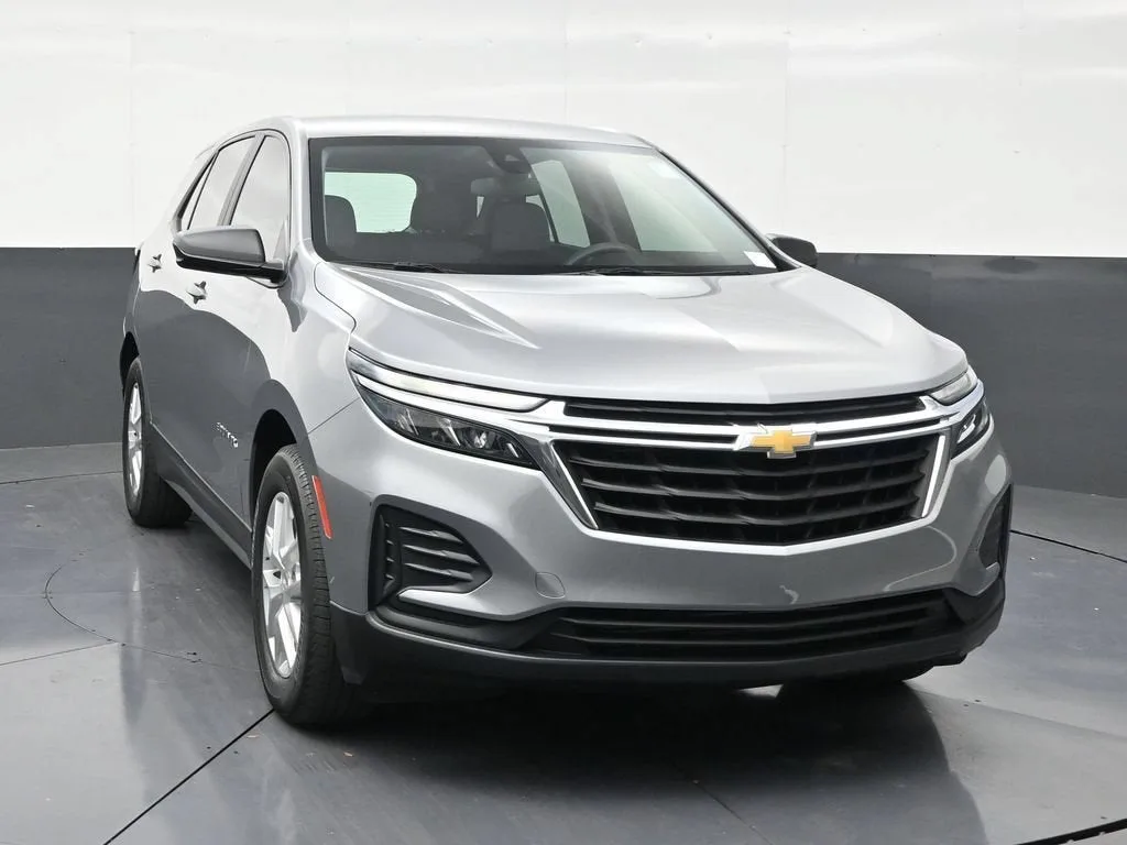2024 Chevrolet Equinox LS photo 7