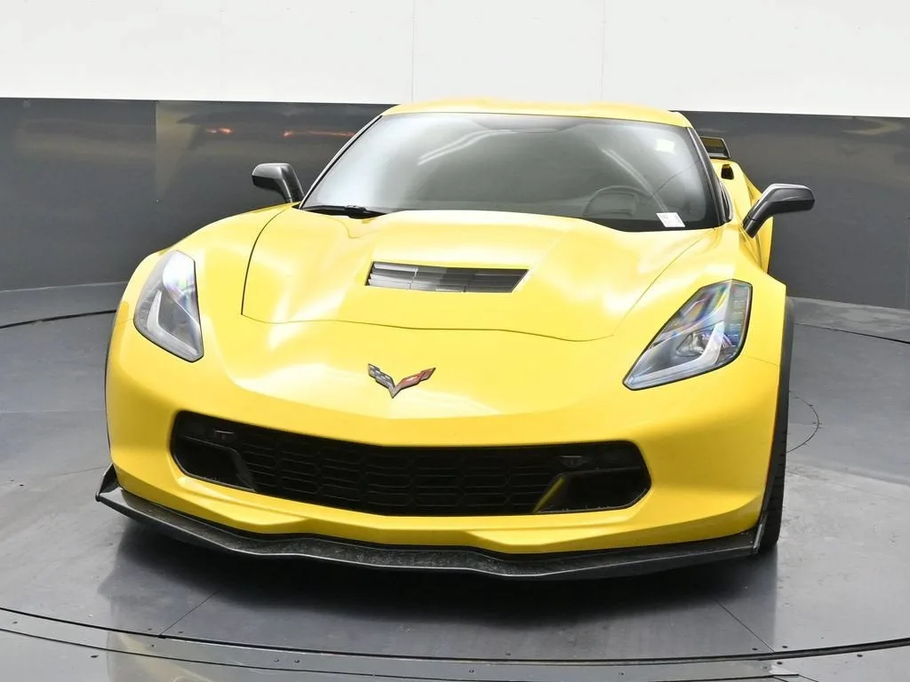 2017 Chevrolet Corvette Grand Sport Grand Sport 3LT photo 9