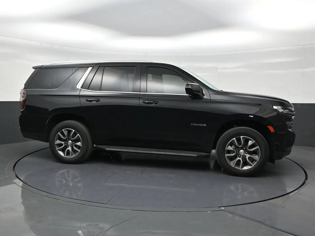 2022 Chevrolet Tahoe LT photo 6