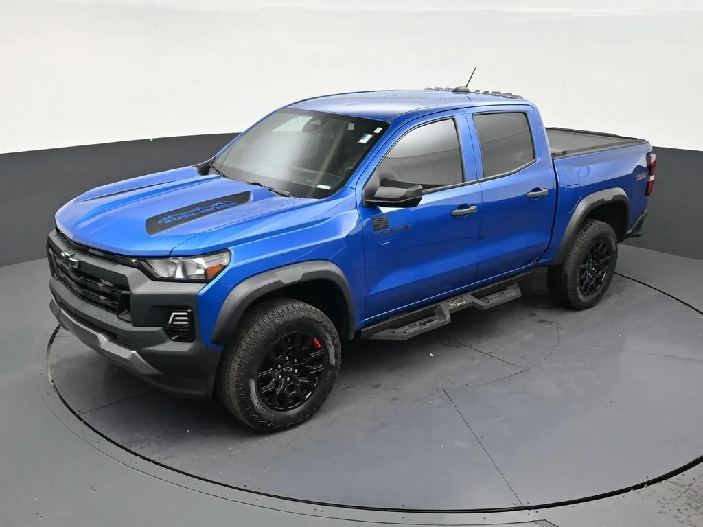 2023 Chevrolet Colorado 4WD Trail Boss photo 11
