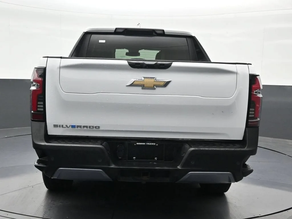 2025 Chevrolet Silverado EV LT - Extended Range photo 4