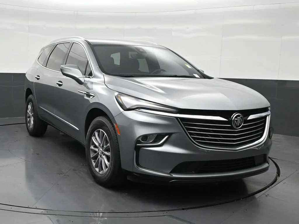 2024 Buick Enclave Essence photo 8