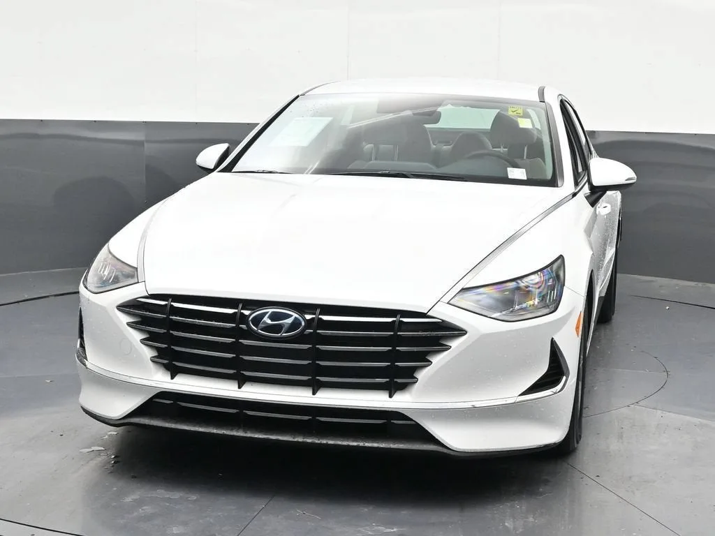 2022 Hyundai Sonata SE photo 9