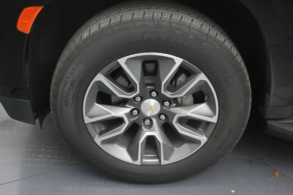 2023 Chevrolet Tahoe LT photo 9