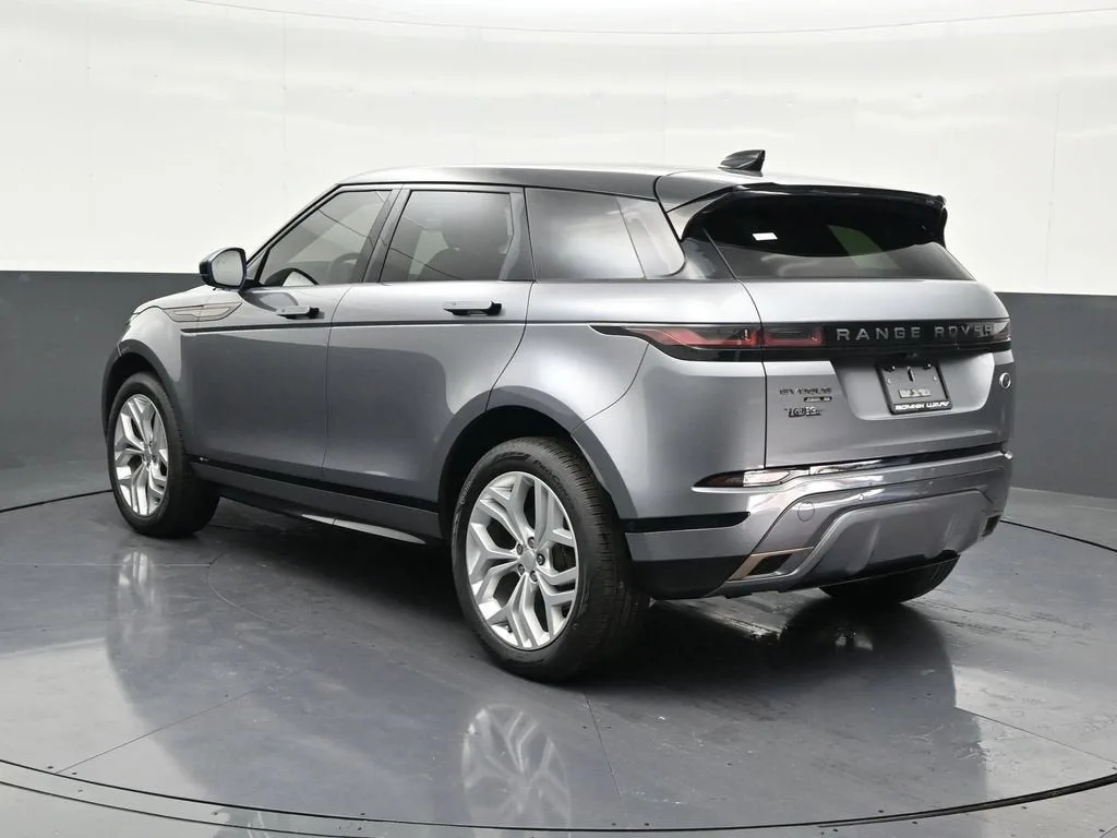 2020 Land Rover Range Rover Evoque R-Dynamic SE photo 3