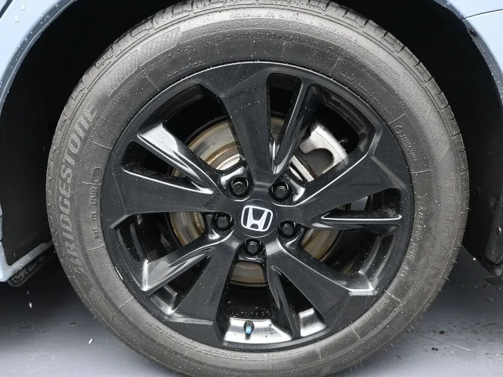 2024 Honda Odyssey Sport photo 9