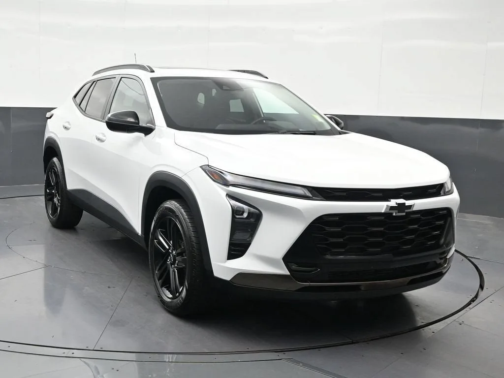 2024 Chevrolet Trax ACTIV photo 8