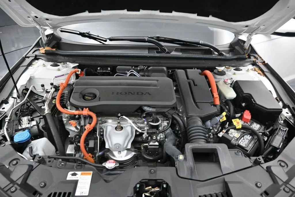 2025 Honda Accord Hybrid EX-L photo 12
