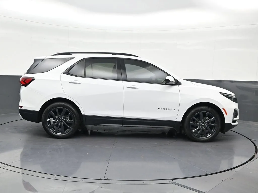 2023 Chevrolet Equinox RS photo 7