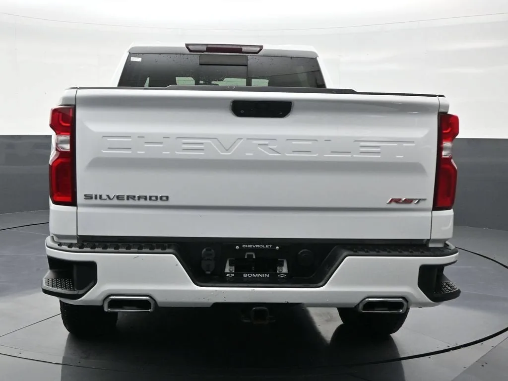2020 Chevrolet Silverado 1500 RST photo 4