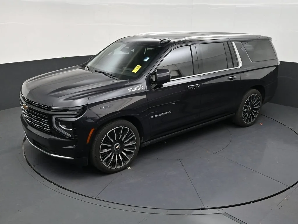 2026 Chevrolet Suburban High Country photo 11