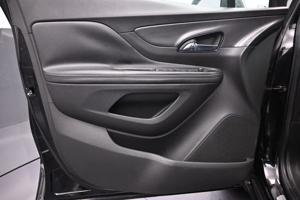 2018 Buick Encore Preferred photo 12