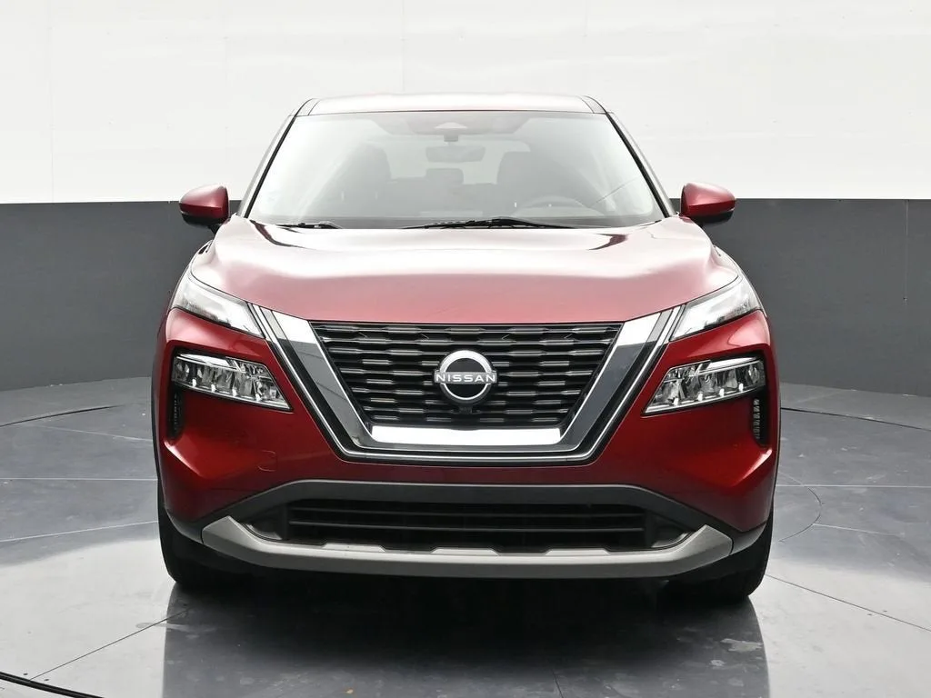 2022 Nissan Rogue SV FWD photo 8