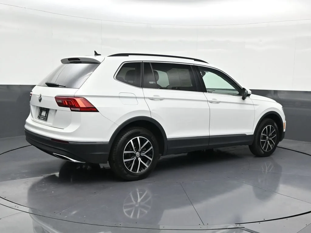 2021 Volkswagen Tiguan 2.0T SE photo 5
