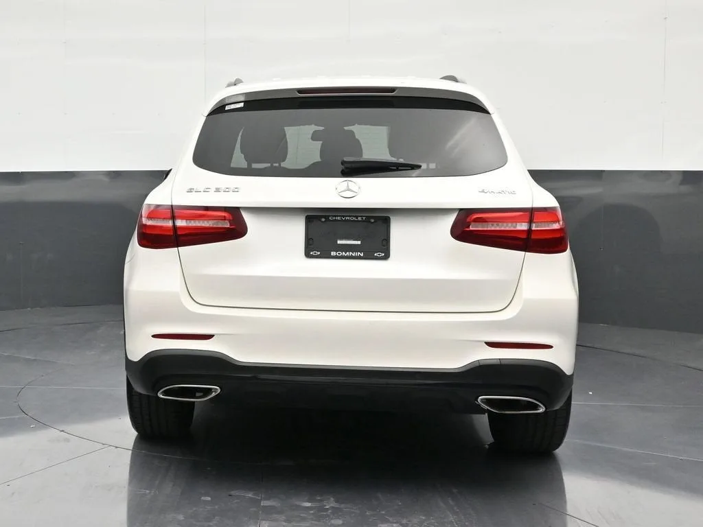 2019 Mercedes-Benz GLC 300 4MATIC® photo 4