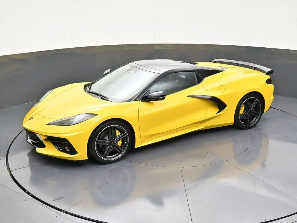 2026 Chevrolet Corvette Stingray 2LT photo 12
