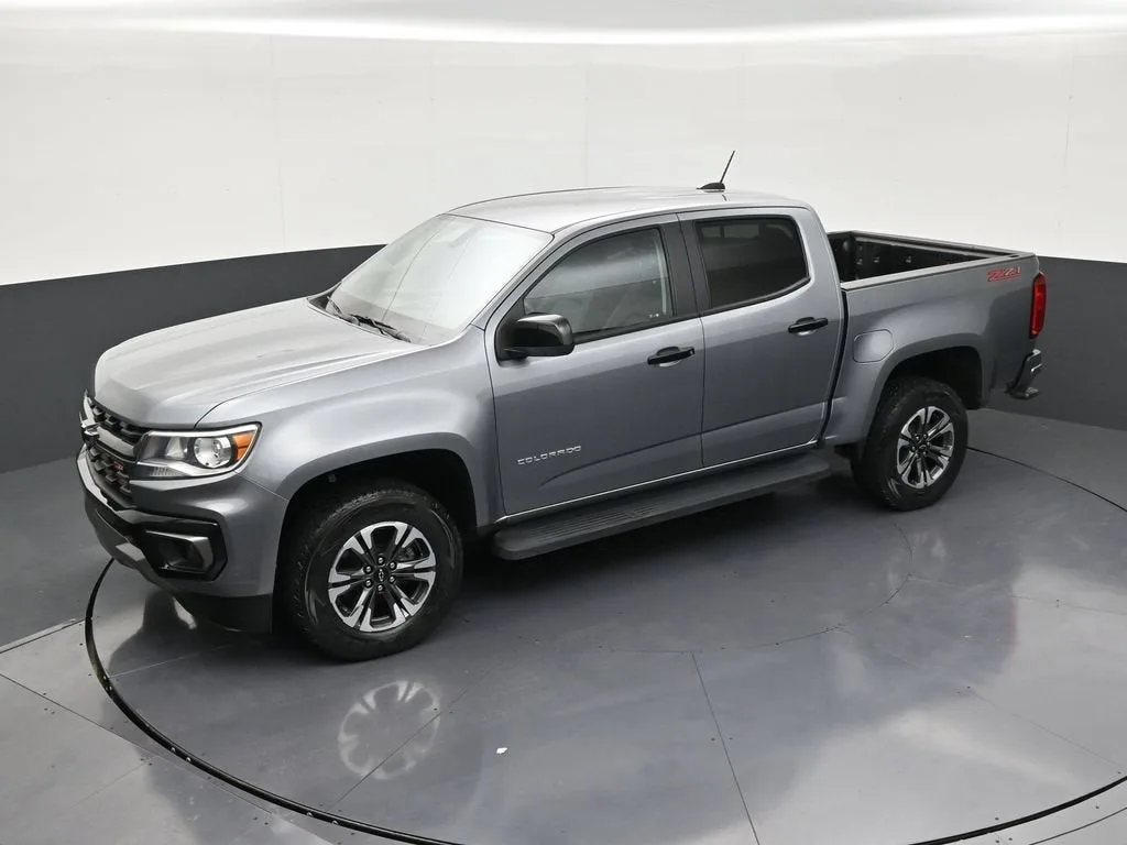 2022 Chevrolet Colorado 2WD Z71 photo 12