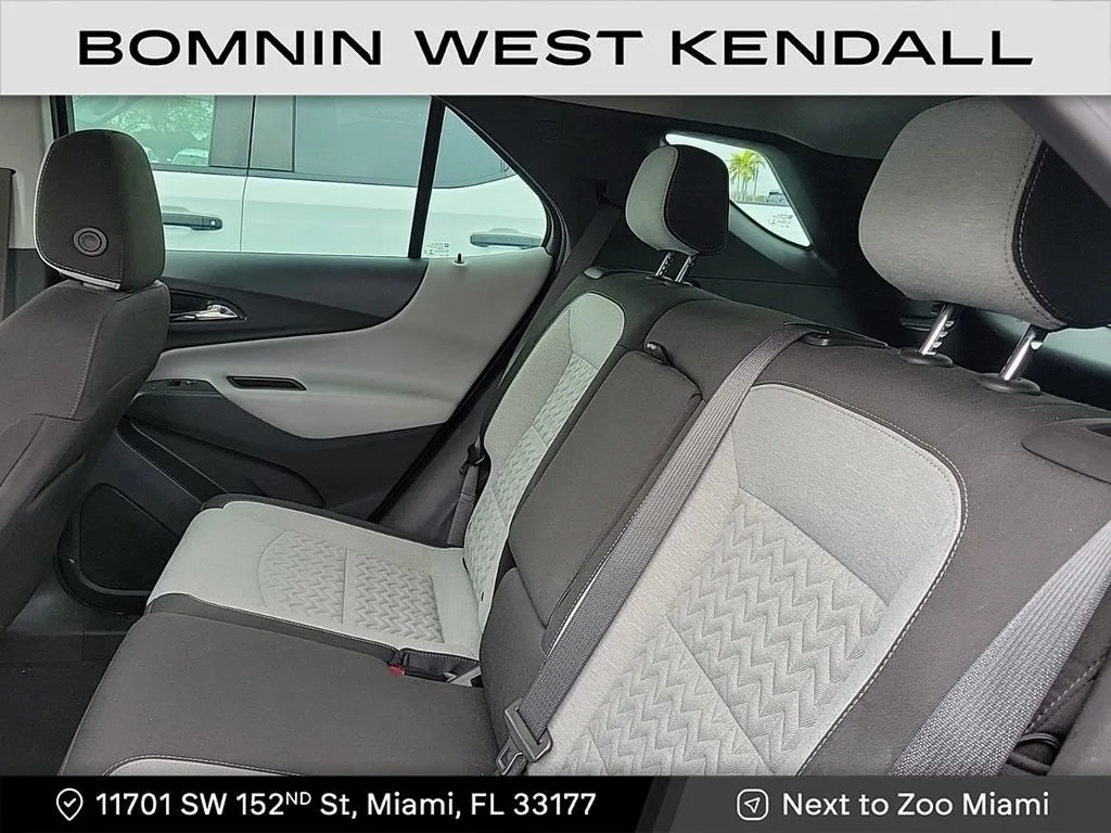 2023 Chevrolet Equinox LS photo 11
