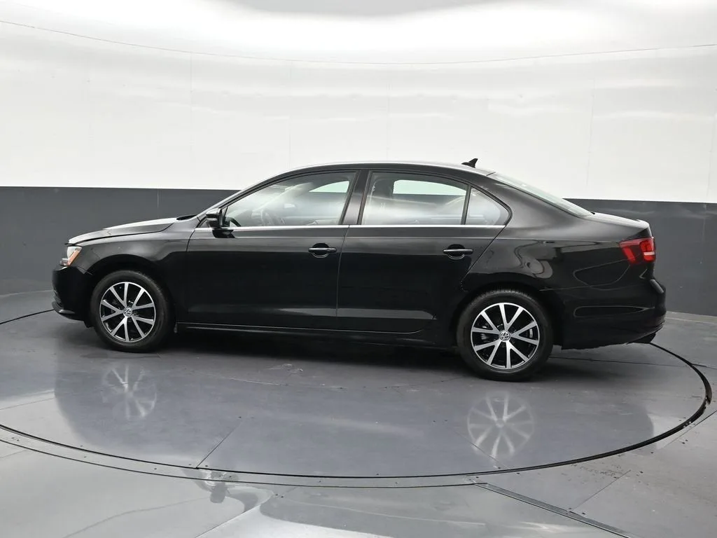 2018 Volkswagen Jetta 1.4T SE photo 2