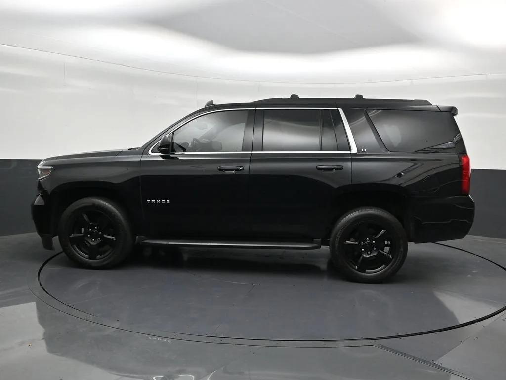 2020 Chevrolet Tahoe LT photo 2