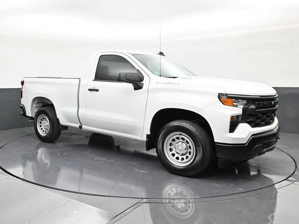 2026 Chevrolet Silverado 1500 WT photo 7